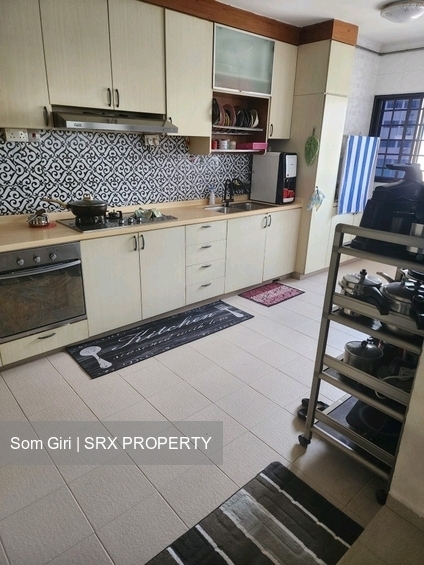 Blk 331 Jurong East Avenue 1 (Jurong East), HDB 5 Rooms #543579351